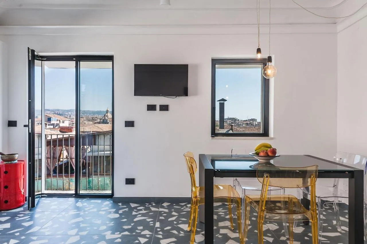Grimaldi Apartments With Terrace By Wonderful Italy CTA