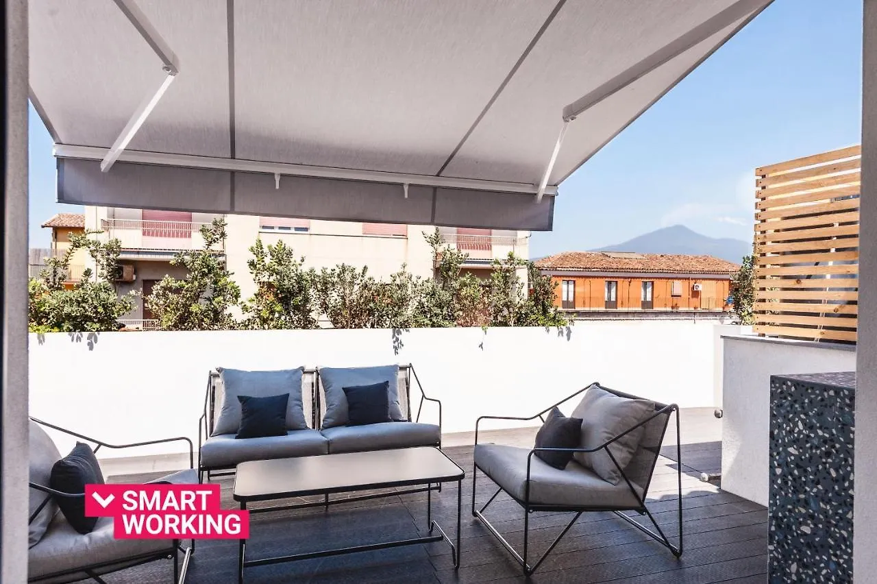 Grimaldi Apartments With Terrace By Wonderful Italy CTA